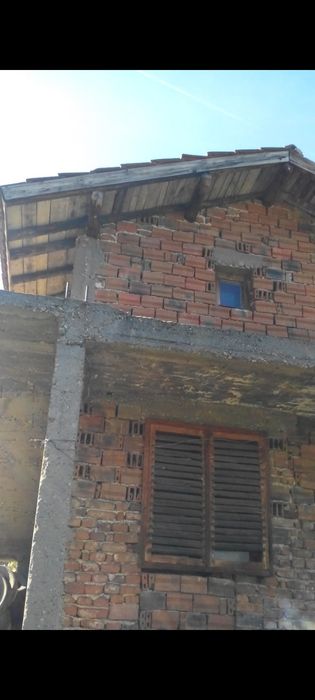 Продавам вила/къща