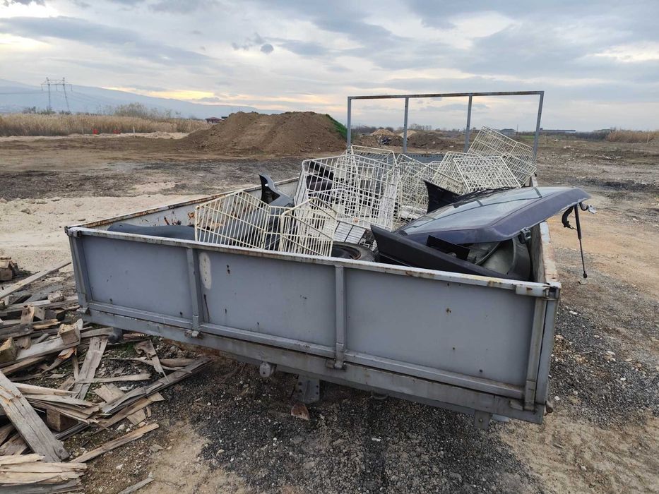 продавам каросерия за бус 380/210