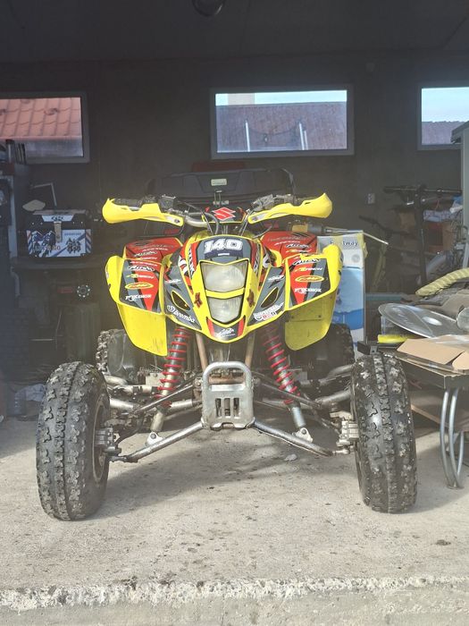 Vând Suzuki ltz 400