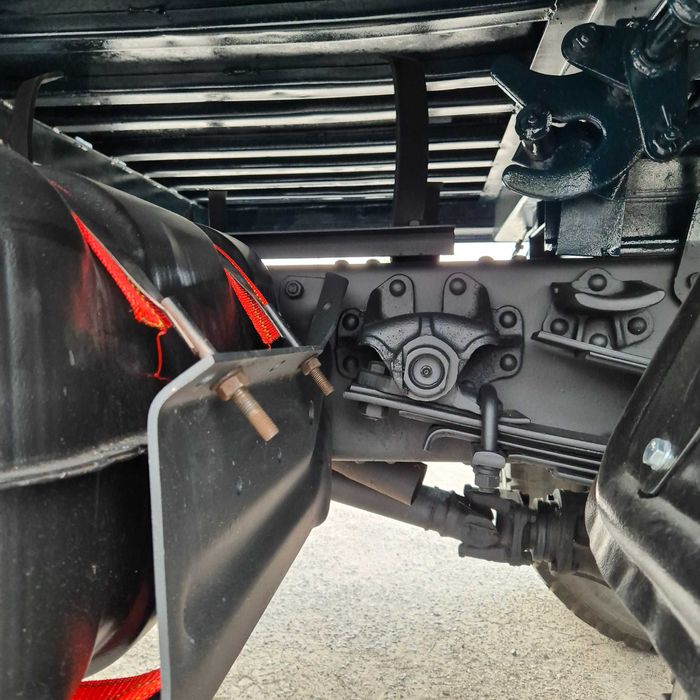 Зил-коротыш самосвал