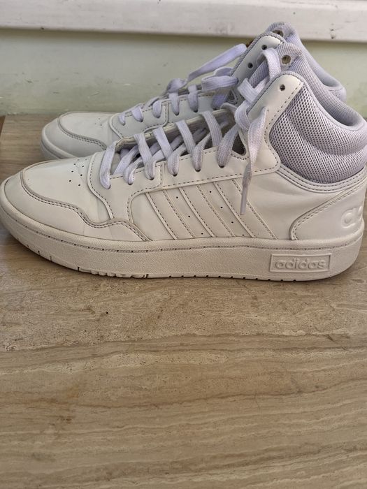 Продаю кеды Adidas.оригинал