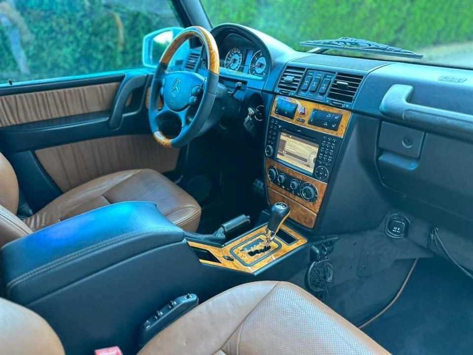 Продава безупречен Mercedes G55 - AMG
