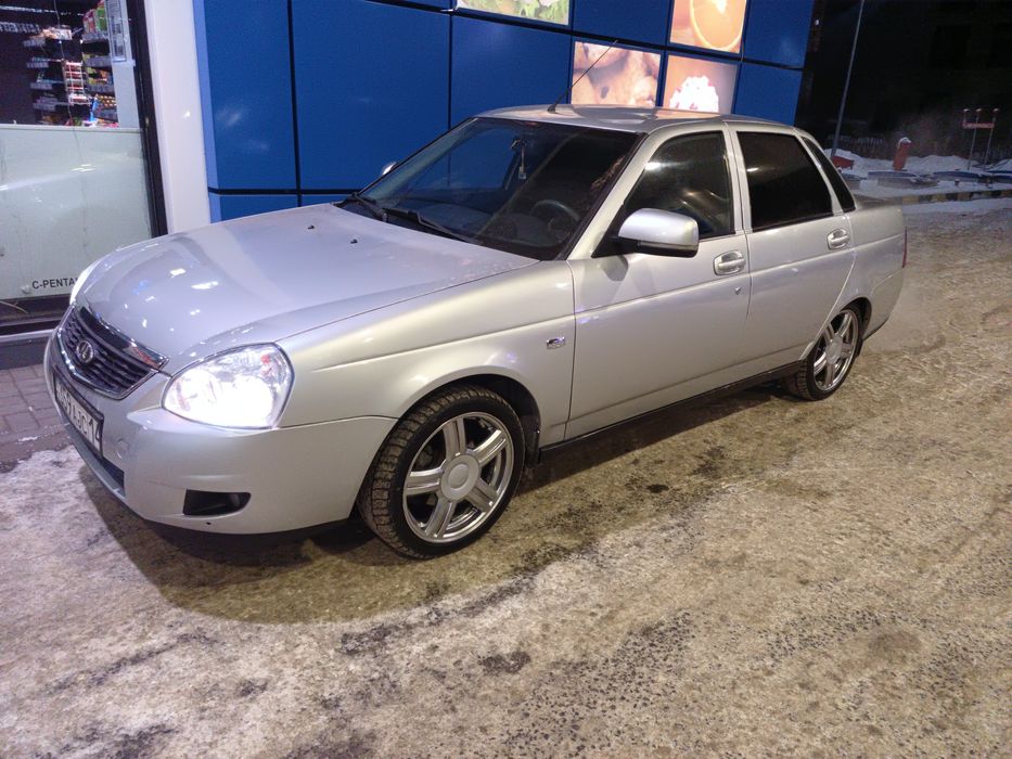 Продам авто приора 2