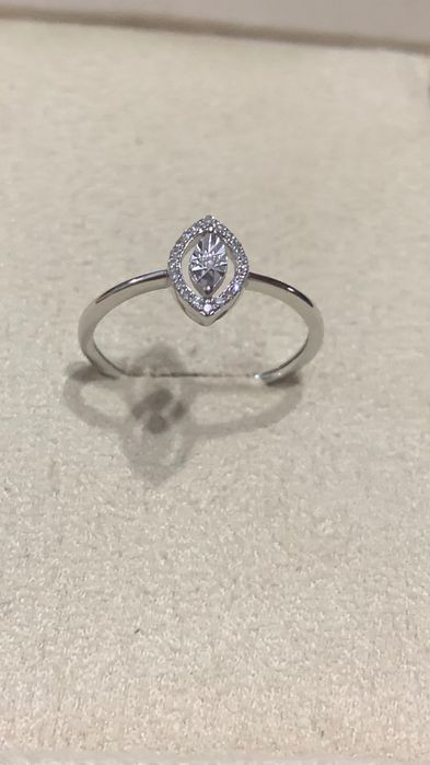 Inel Vida din aur alb 18K marimea 54 cu 21 diamante mici