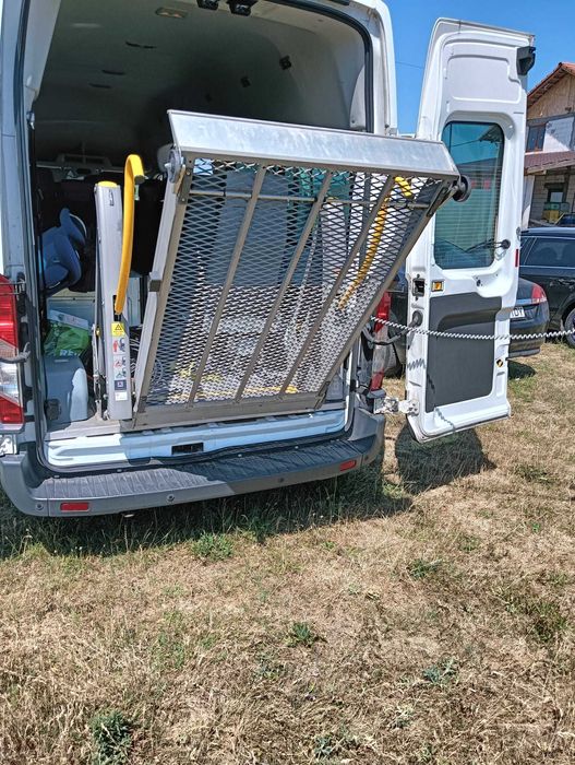 Lift pentru persoanele cu dizabilități