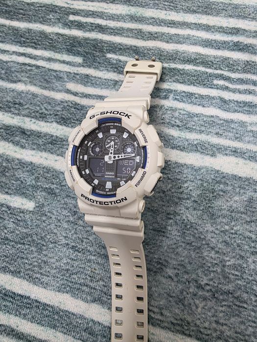 Часы Casio G-Shock