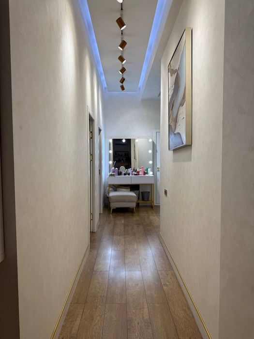 Продается квартира .Яшнабадский р-он,Рисовый