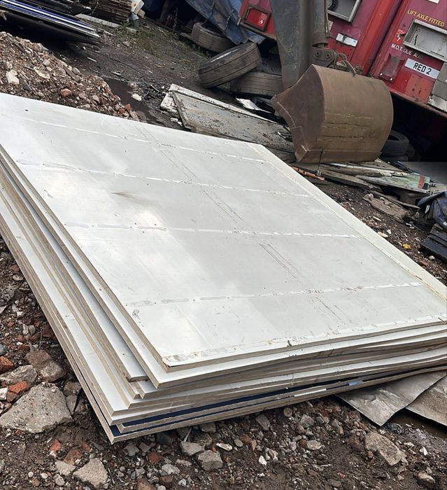 Panouri Tego - 2.2 X 2.2m - provenite dupa semiremorci camion