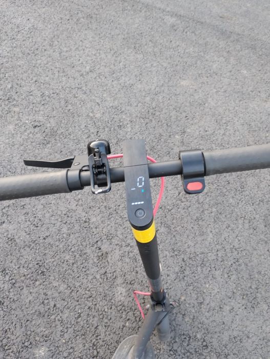 Trotineta electrică Xiaomi Pro2 de vanzare