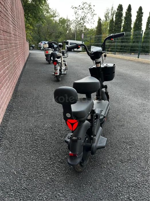 Yadea Fresh, 2025 года