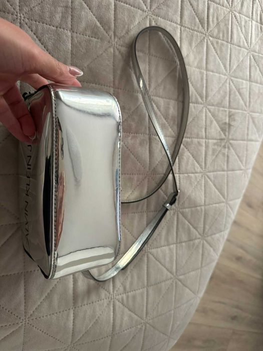 чанта Calvin Klein