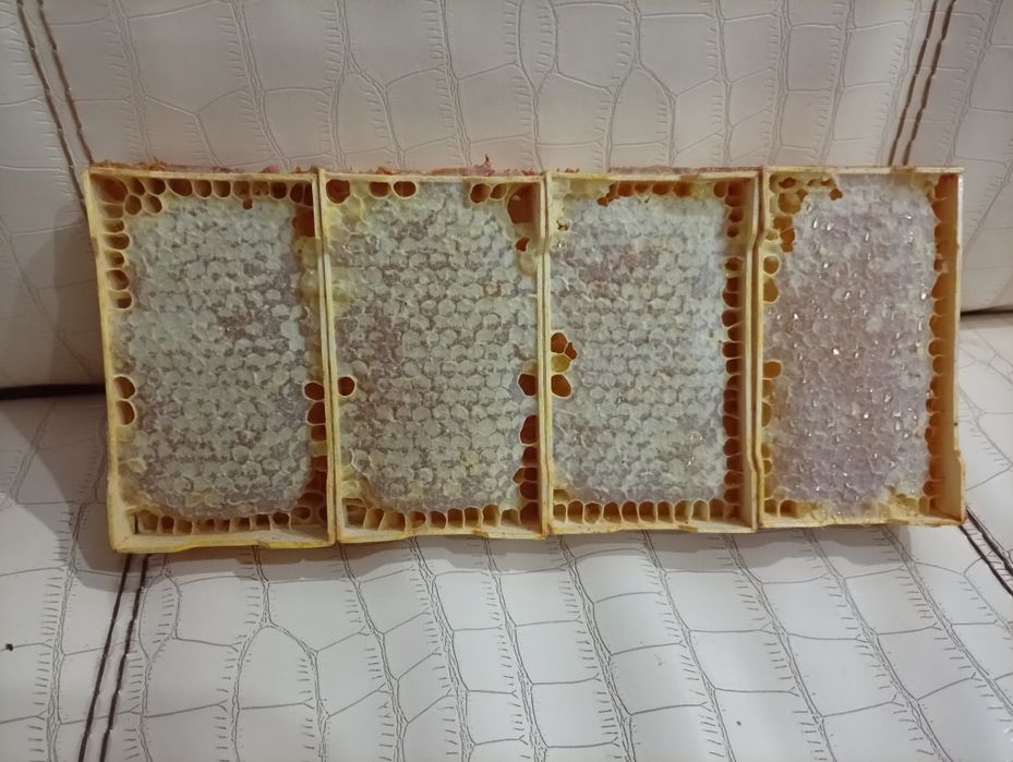 Мёд натуральный...