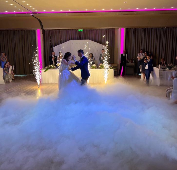 Photo Booth /Gheata Carbonica/Baloane cu fum/ DJ / MC / STAROSTE