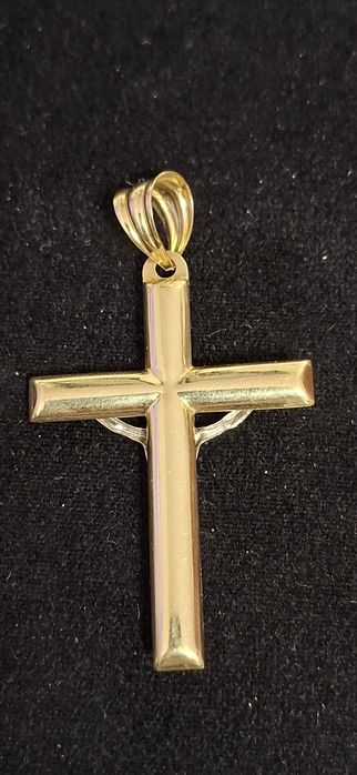 Pandantiv medalion cruce de aur 14 k