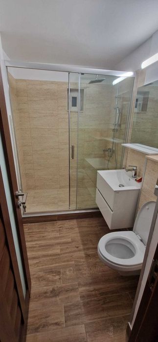 Inchiriez apartament 3 camere central