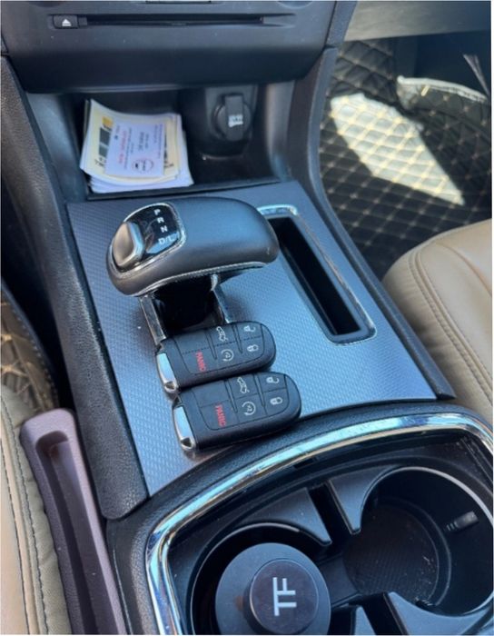 DODGE CHARGER 3.6 V6 • 2014 •  .. schimb