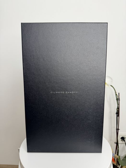 Sneakers Giuseppe Zanotti . New autentic !