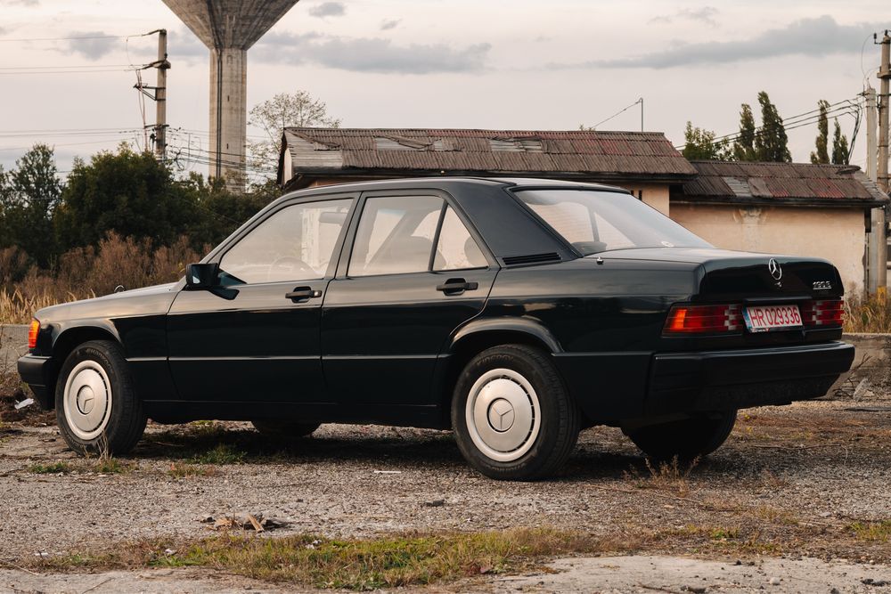MERCEDES-BENZ 190 1993 — imagine 4