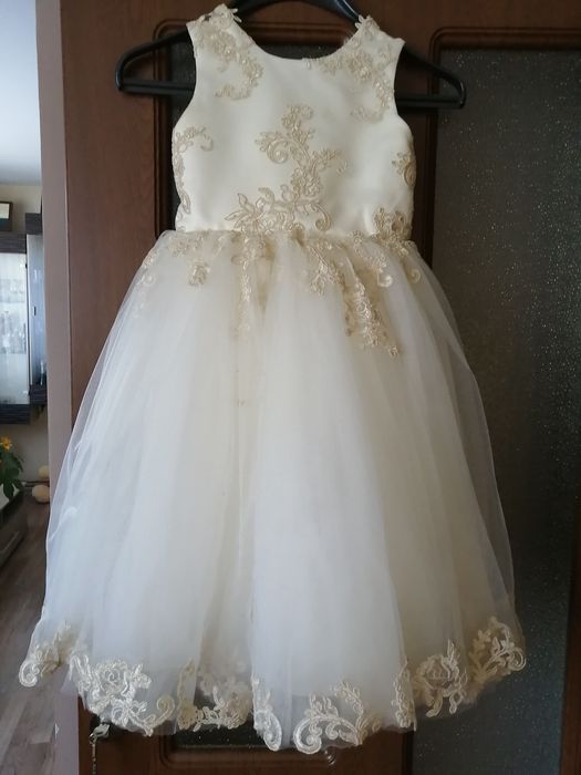 Дизайнерска рокля