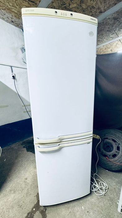 Продается холодильник в полном рабочем состоянии