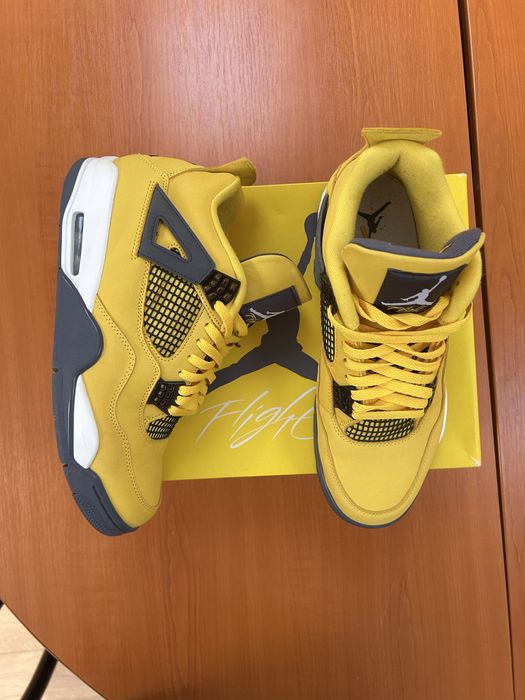Jordan 4 Lighting (45)