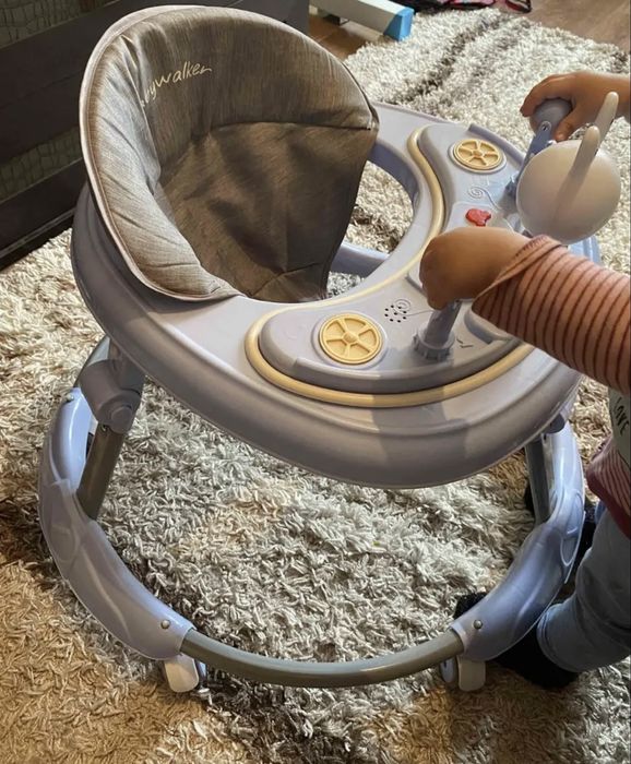 Ходунок музыкальный