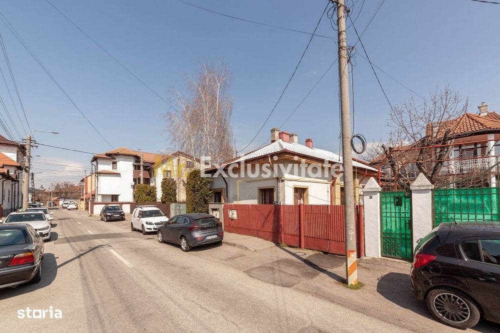 Casa cu potential/ zona Sf Vineri/ 126 mp teren/ Regim urbanistic avan