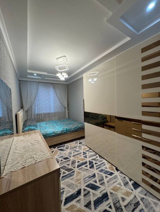 ^4/3/4 Чиланзар 10 квартал Метро Чиланзар, М.Улугбек Евроремонт Продаю