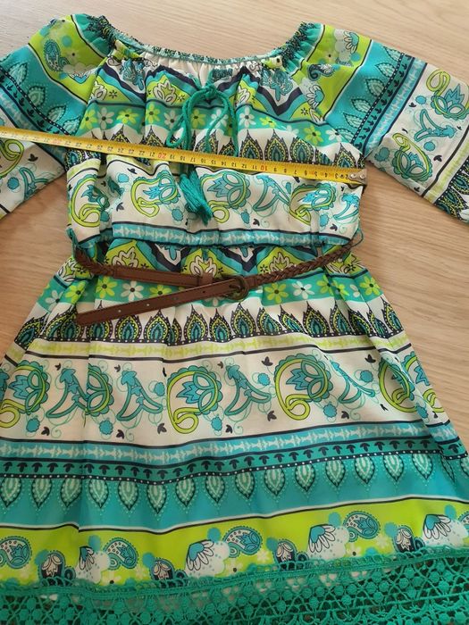 Vând rochita subtire