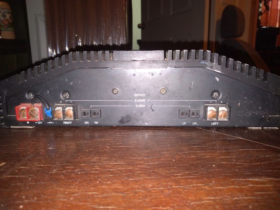 Aplificator blaupunkt 200w