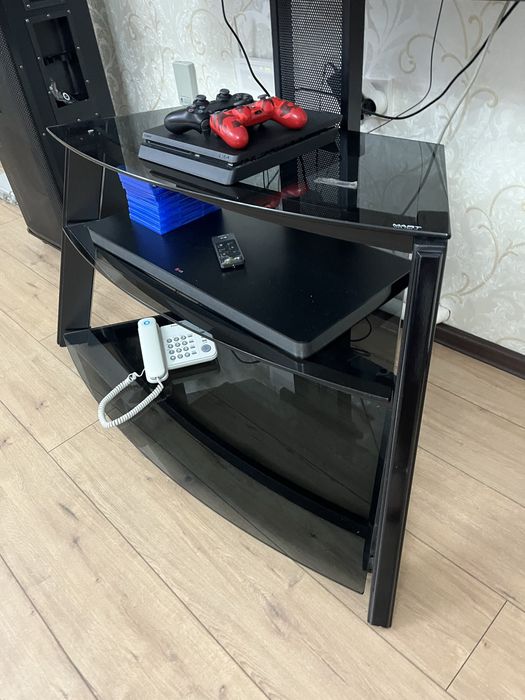 Стойка для телевизора