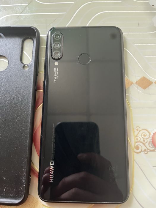 HUAWEI P30 lite с коробкой