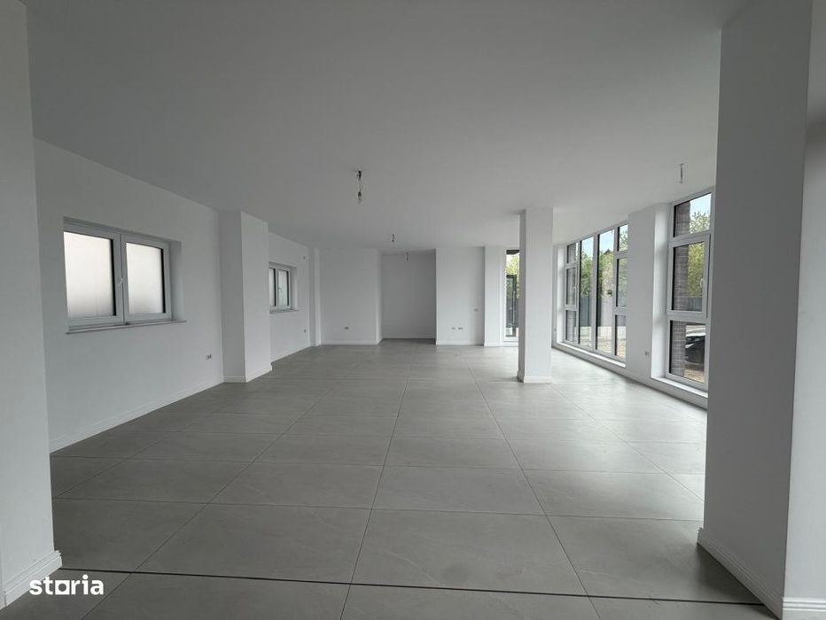 Spatiu de inchiriat, cladire noua, 90 mp, Radauti