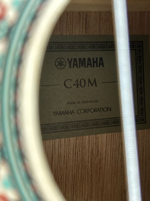 Yamaha c40 M оригинал