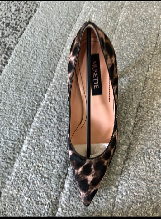 Musette Pony leopard marimea 37 purtati o singura data