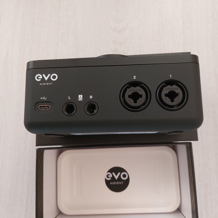 Audient EVO 4 – Професионален Аудио Интерфейс (Smartgain & Loopback)