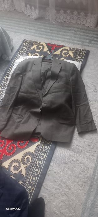 Кастюм шалбар сатылады.