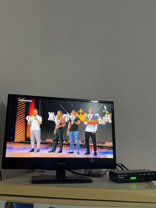Продам телевизор филипс