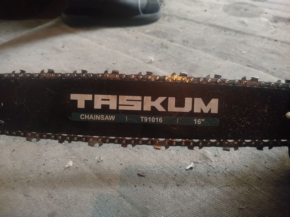 Продам электропилу