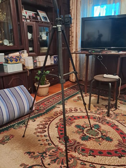 Штатив для каких либо видео снимков