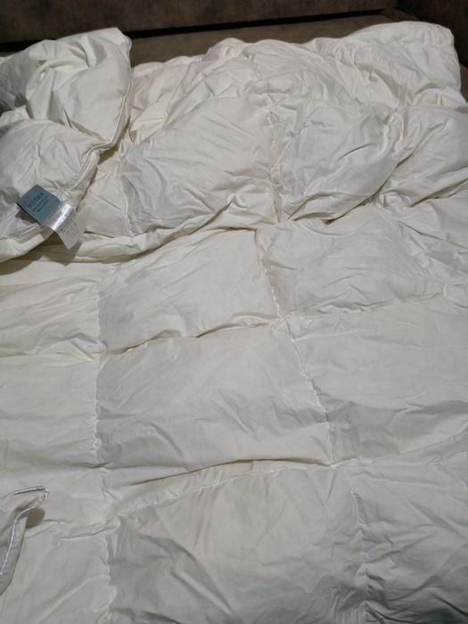 Одеяла пуховые.продам