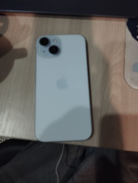 Продам iPhone 15 256gb