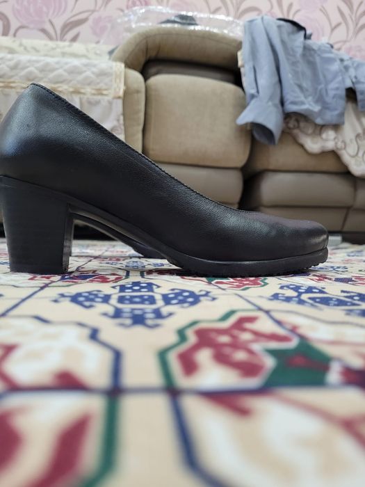 Обувь Берцы зимние и Туфли