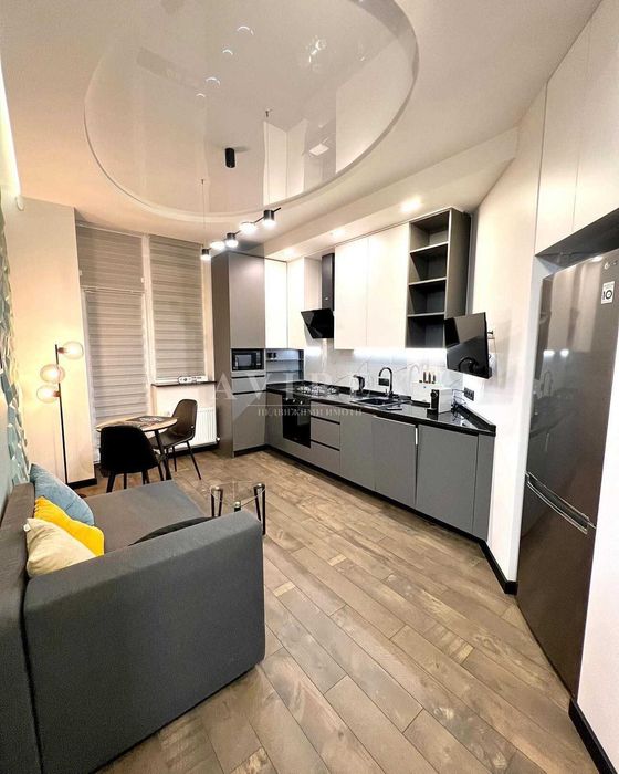 Дава се под наем Двустаен апартамент в Пловдив, Кючук Париж - 60 кв.м за 280.5 € - Снимка #3