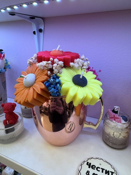 Ароматни свещи / подаръчета за гости / букети/ цветя