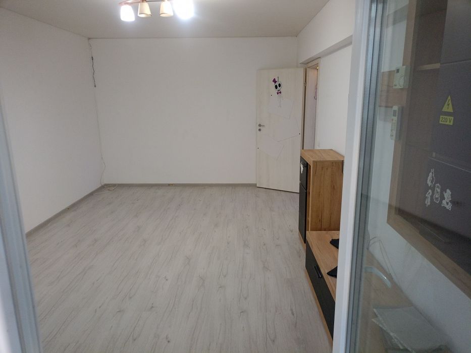 Vânzare apartament 2 camere  va rog fără agenții!