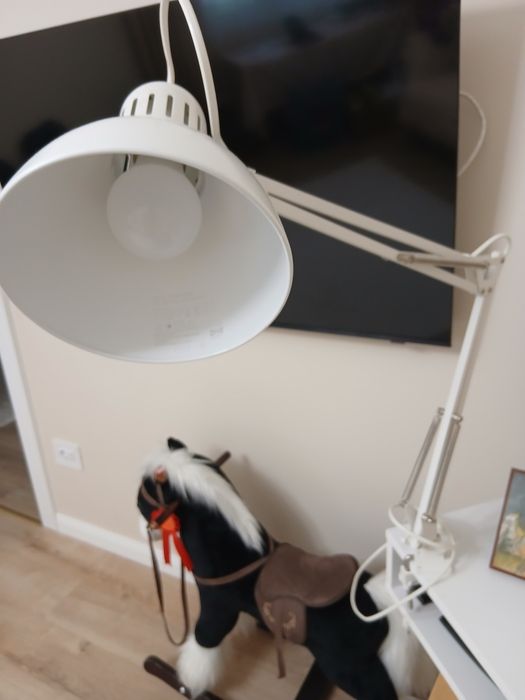 Lampa de birou ikea alba