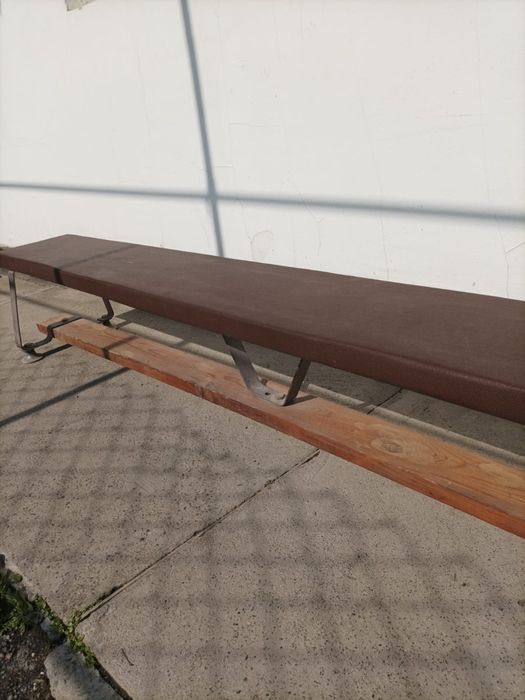 Скамейка советская