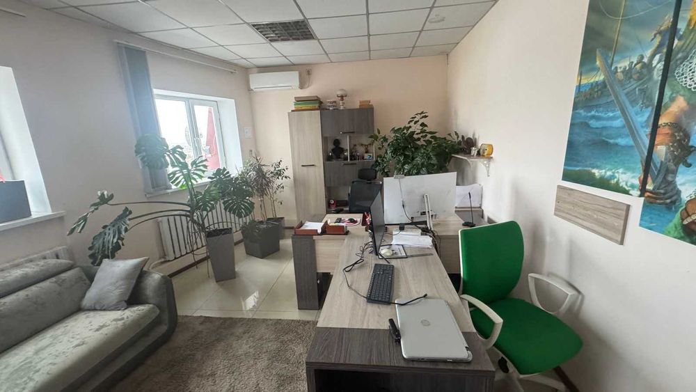 продам офисную мебель