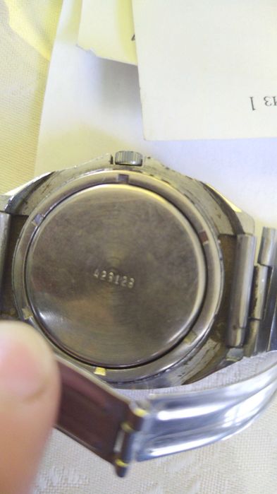 Часы ручные мужские